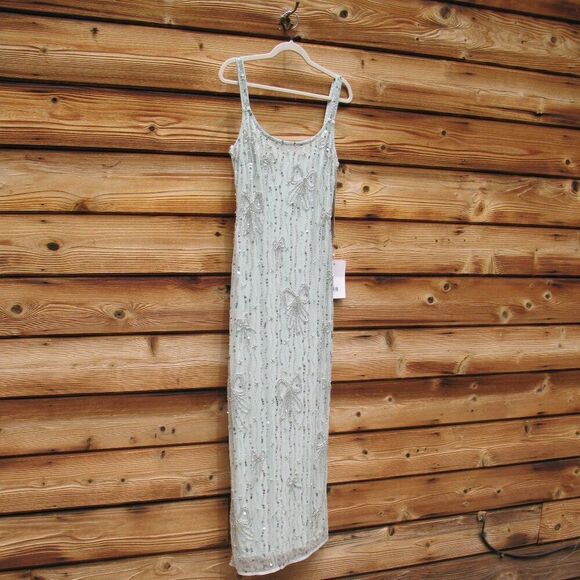 MAC DUGGAL 94129 Green Beaded Mesh Scoop Neck Fitted Gown With Bows - Picture 6 of 13